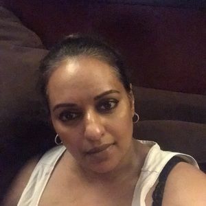 Meet your Posher, Sharissa